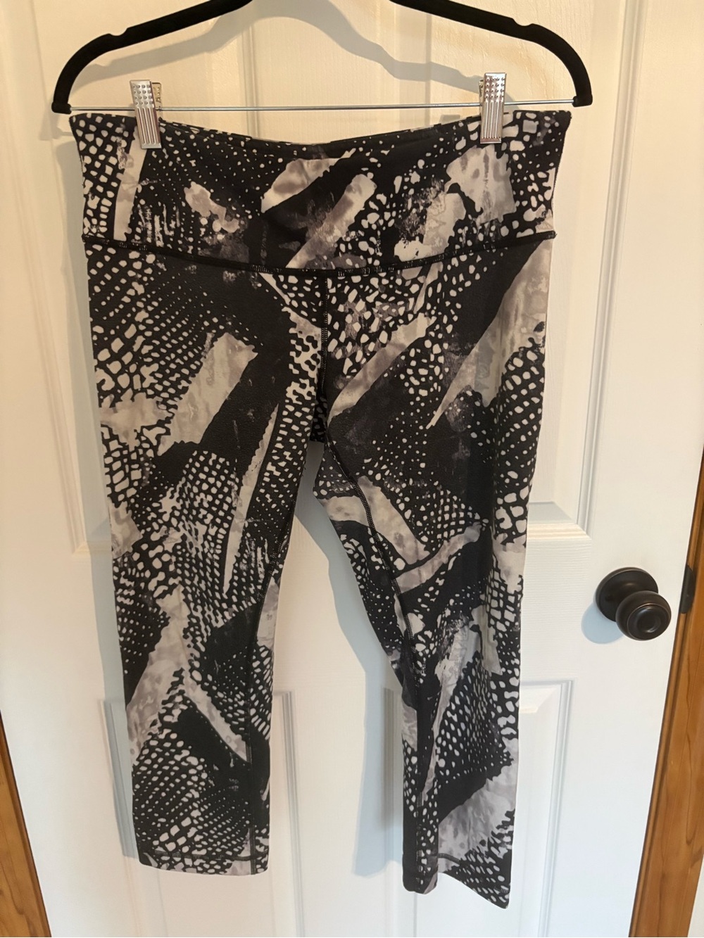 Lululemon wunder under capris